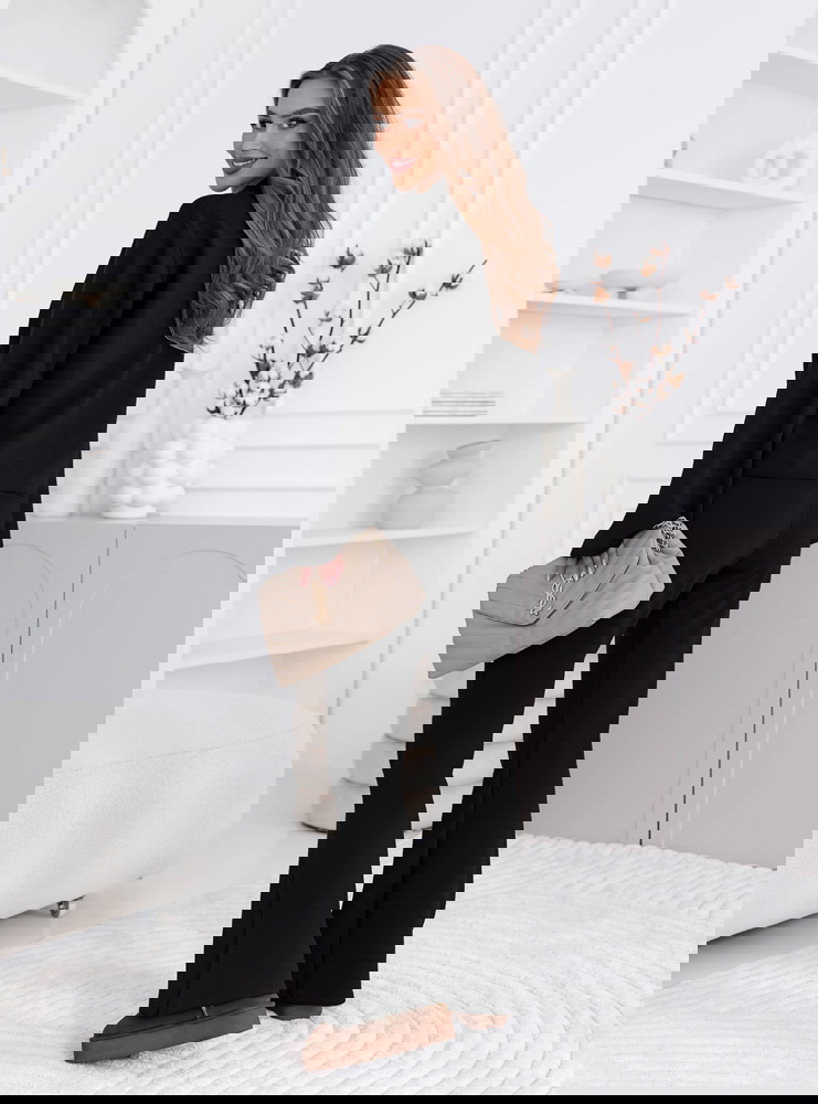 Czarny komplet bluzka i szerokie...