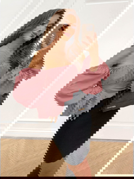 Bluzka typu hiszpanka...