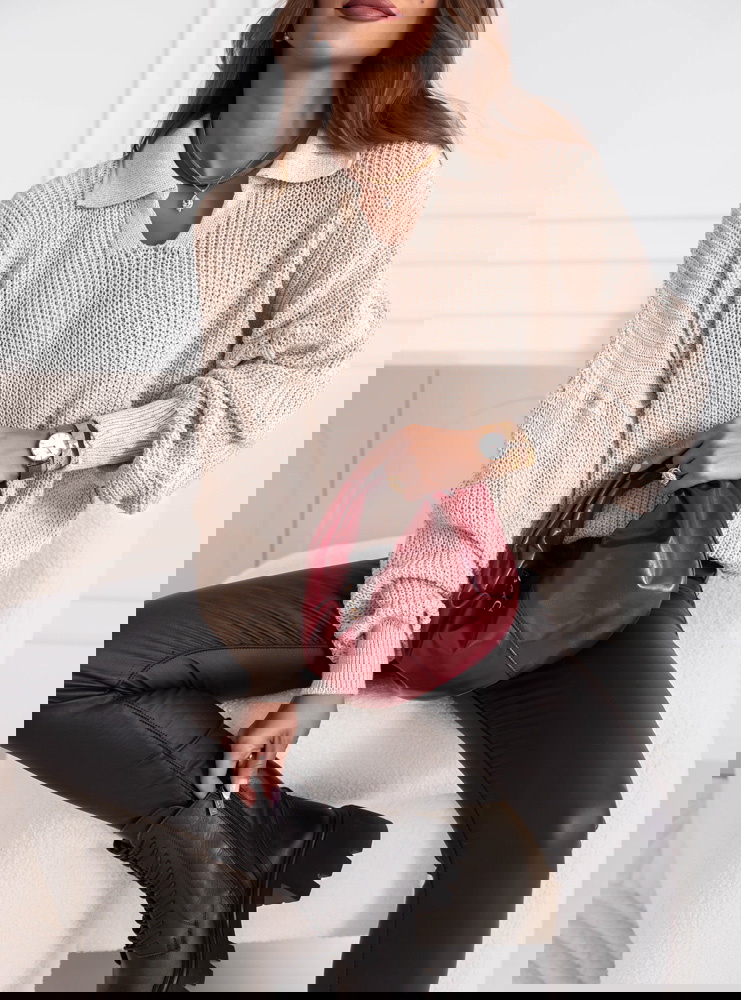 Beżowy sweter z kołnierzykiem Elvinia