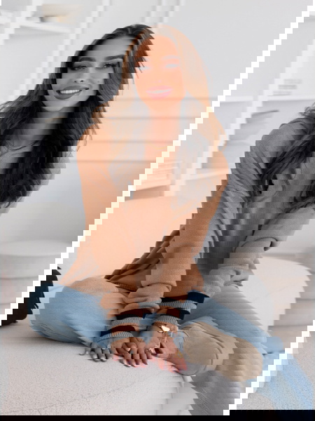 Sweter z kapturem Chelae -... 2