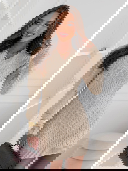 Beżowa sukienka swetrowa z...