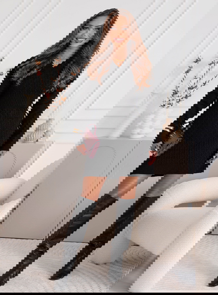 Czarna sukienka swetrowa z...