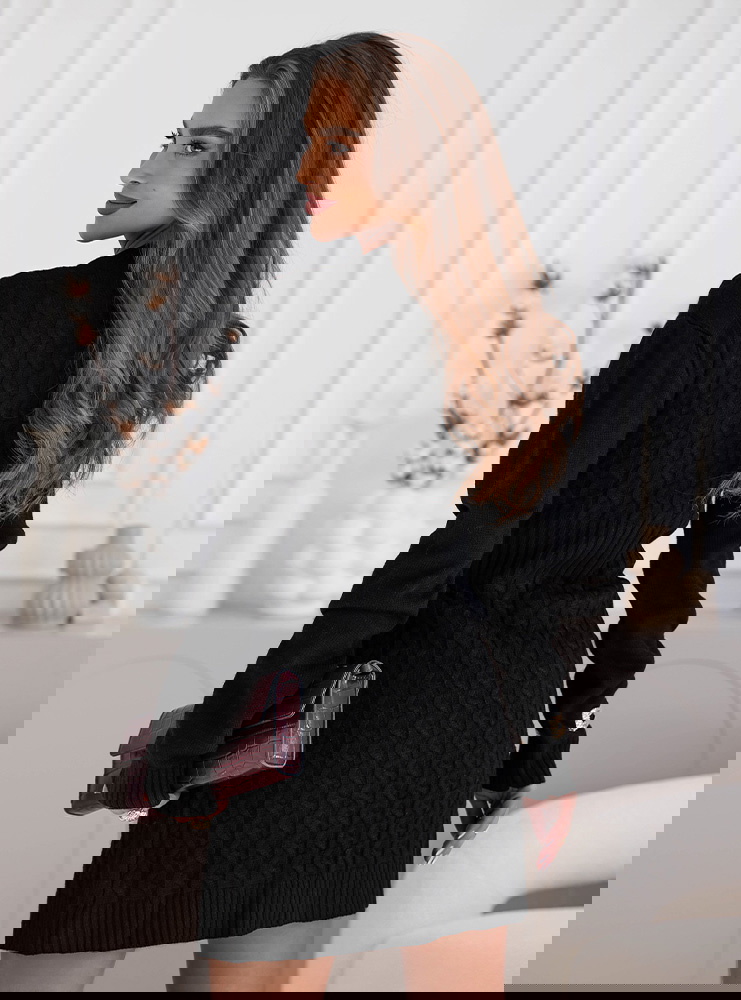 Czarna sukienka swetrowa z...