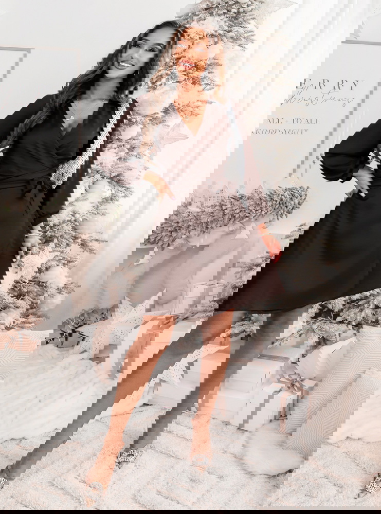 Czekoladowa satynowa sukienka...