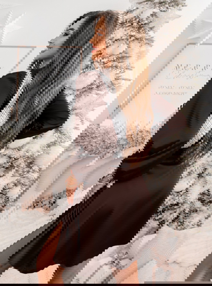 Czekoladowa satynowa sukienka...