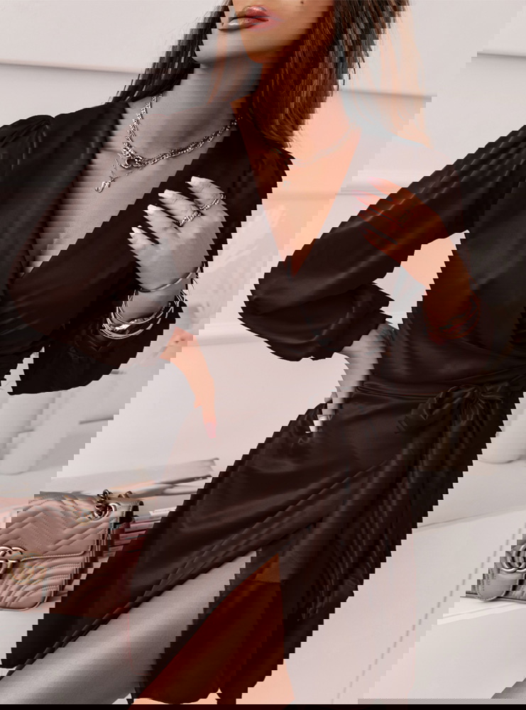 Czekoladowa satynowa sukienka...