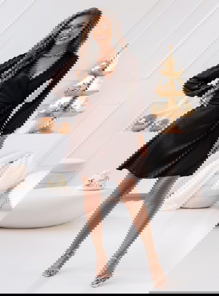 Czekoladowa satynowa sukienka...