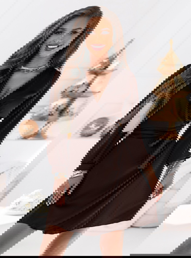 Czekoladowa satynowa sukienka...