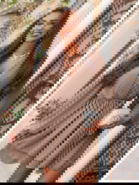 Szyfonowa sukienka mini z...