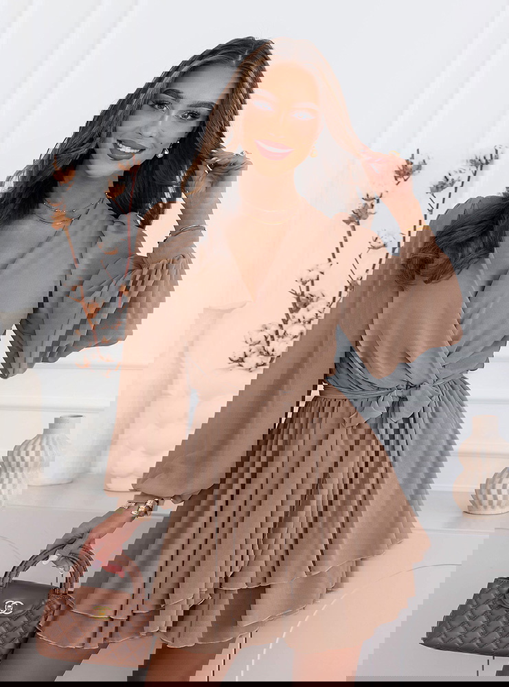 Szyfonowa sukienka mini z...