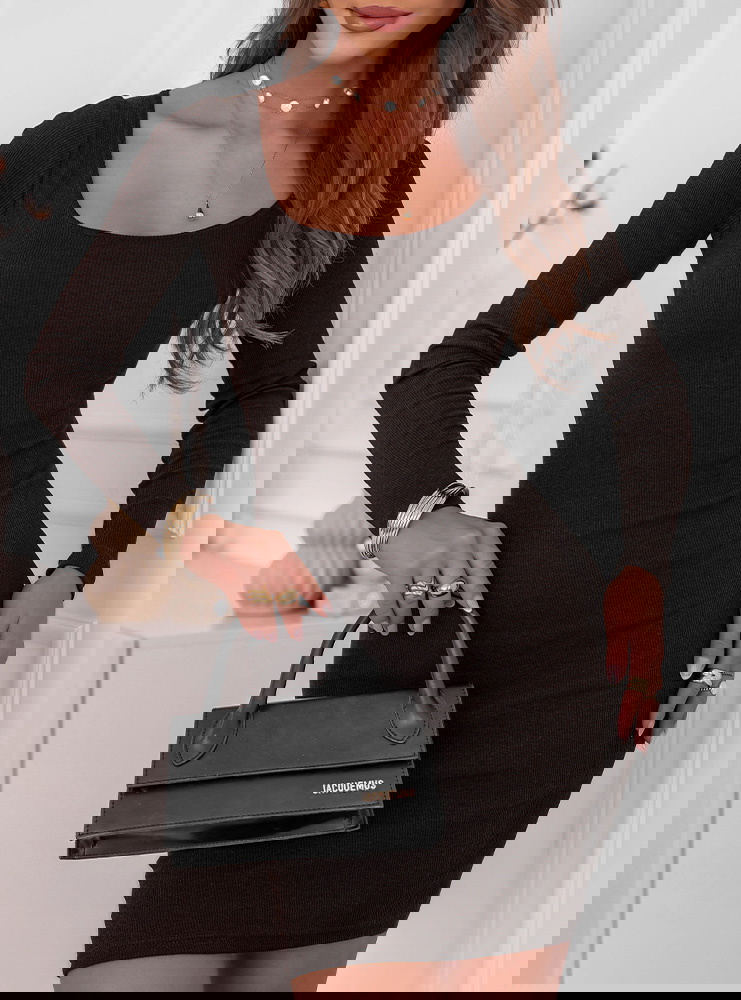 Czekoladowa prążkowana dopasowana...