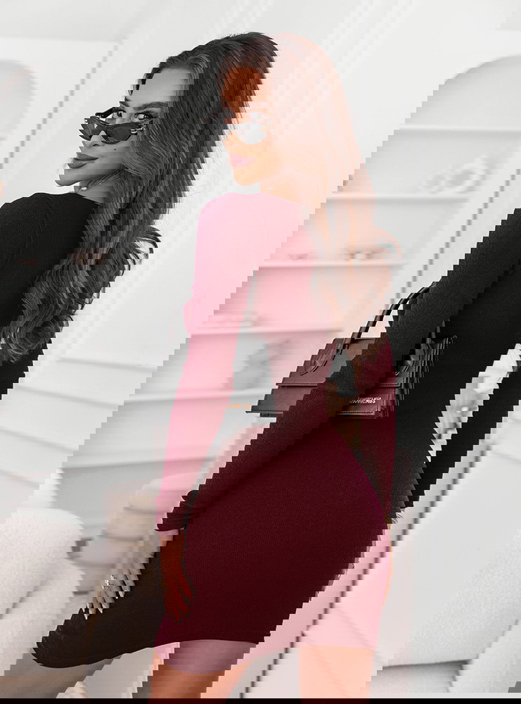 Bordowa prążkowana dopasowana...