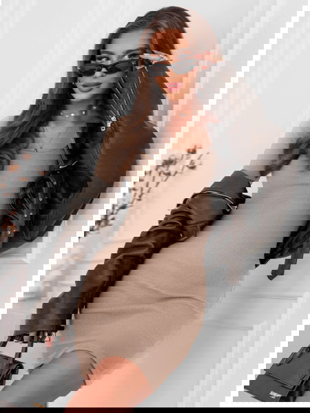 Beżowa prążkowana... 2