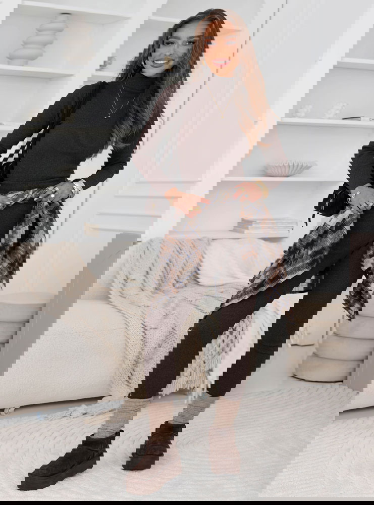 Czekoladowy prążkowany komplet bluzka...