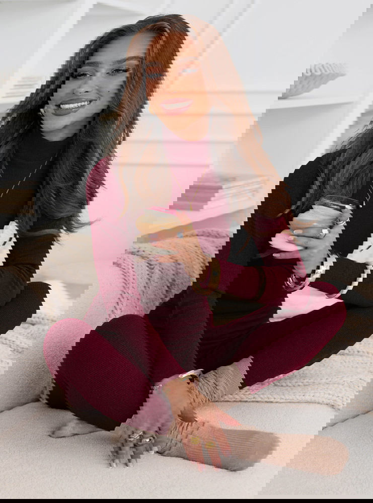 Bordowy prążkowany komplet bluzka z...