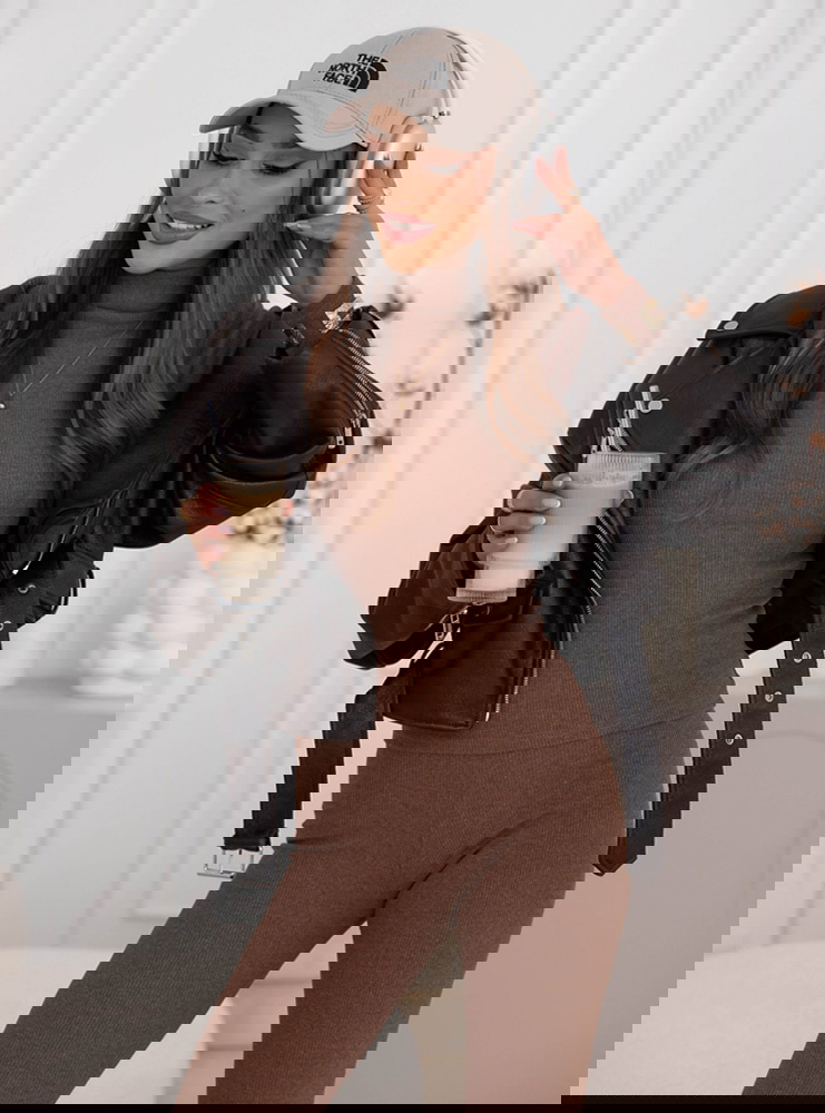 Prążkowany komplet bluzka z golfem i...