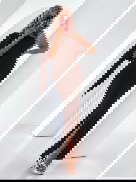 Czekoladowa sukienka na...