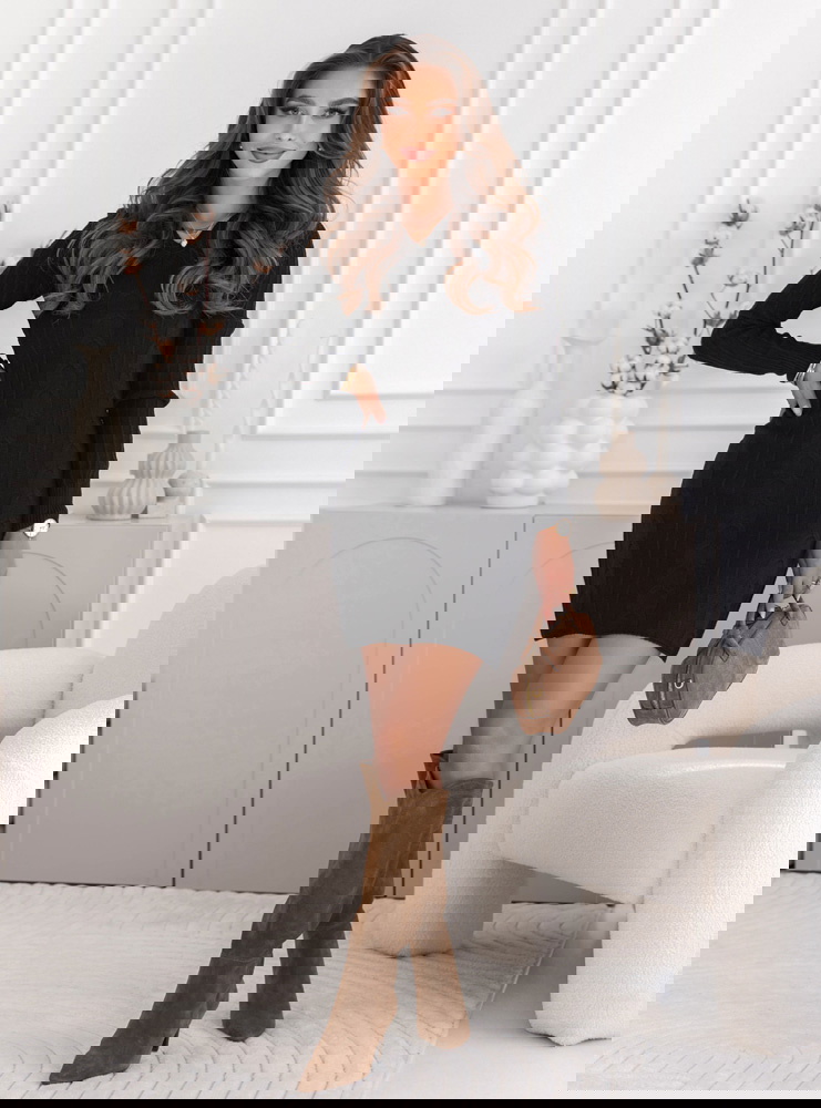 Czarna sukienka swetrowa z...