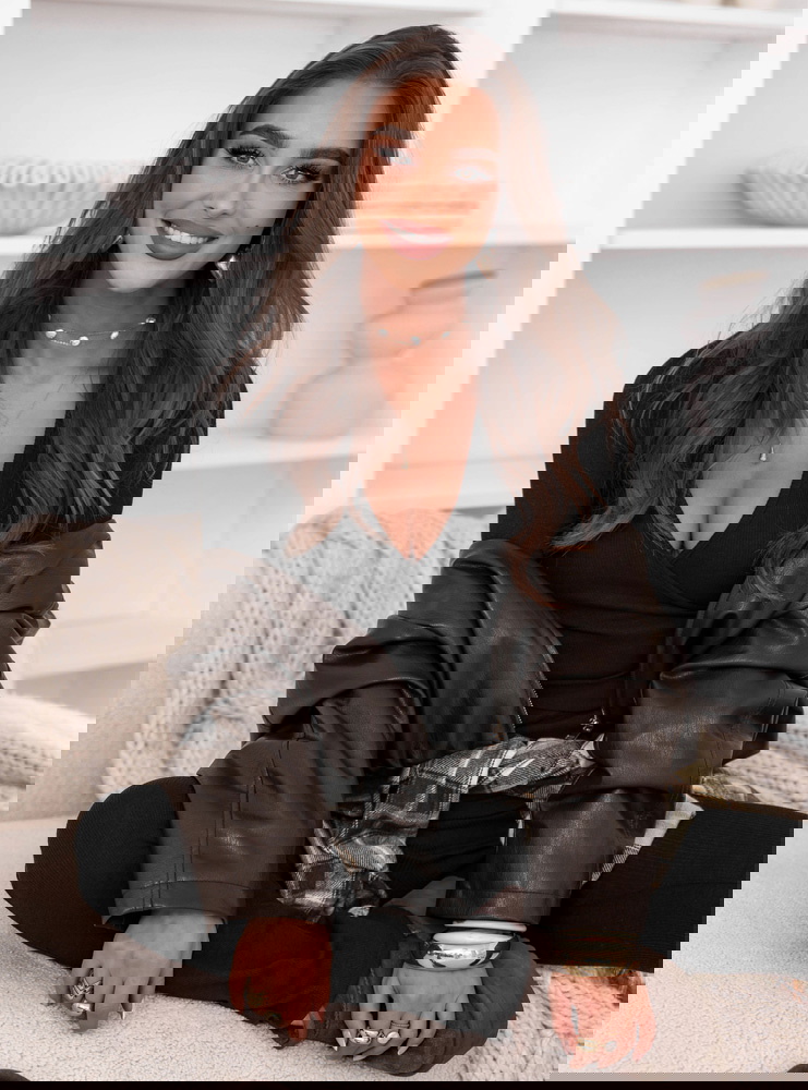 Czarny prążkowany komplet bluzka z...