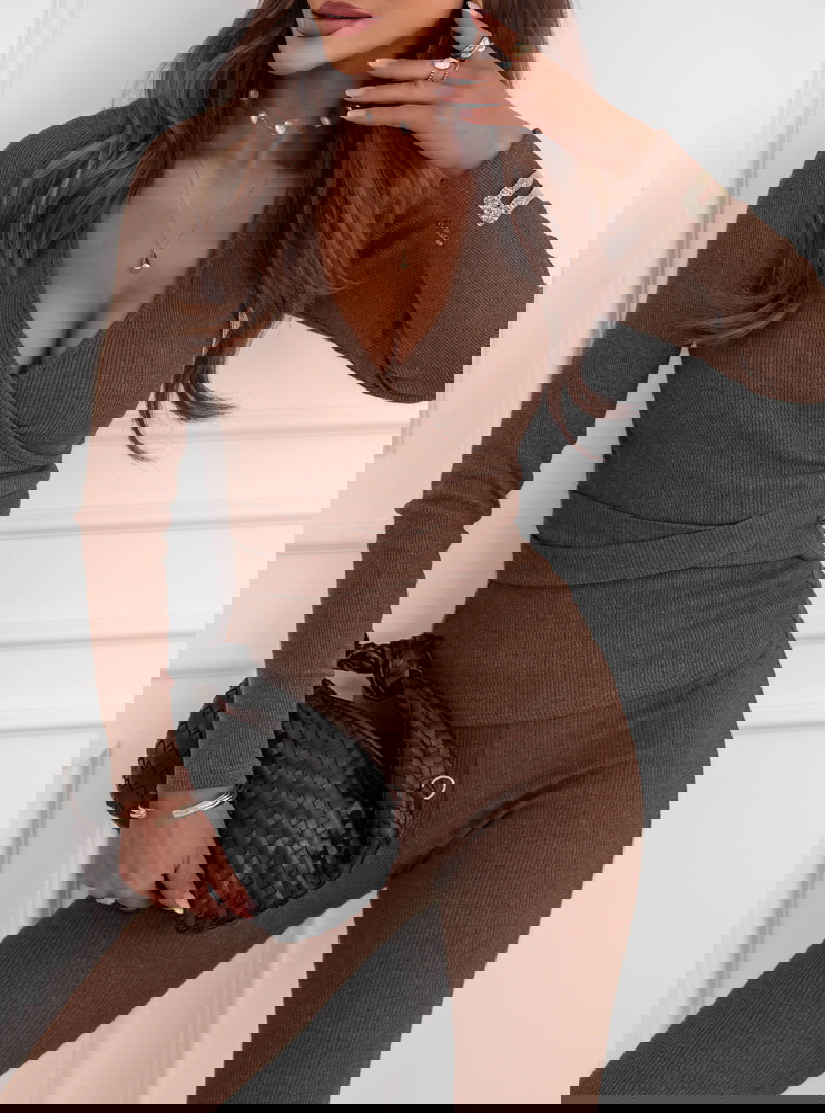 Prążkowany komplet bluzka z wiązaniem...