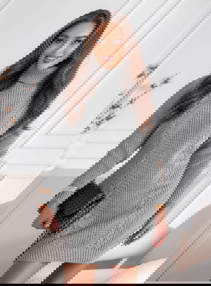 Szara sukienka swetrowa z...