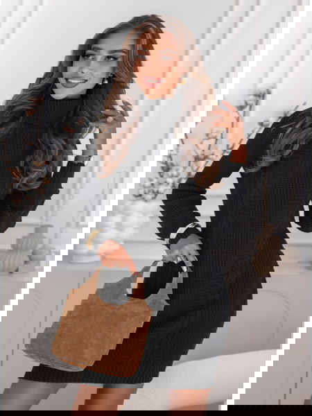 Czarna sukienka swetrowa z...