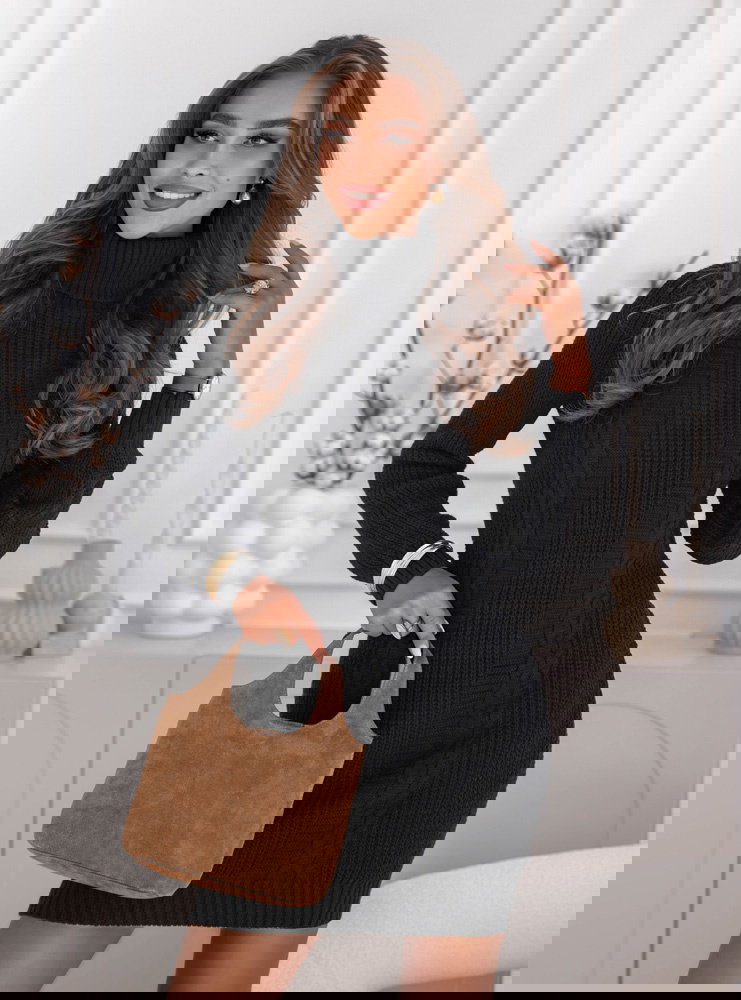 Czarna sukienka swetrowa z...