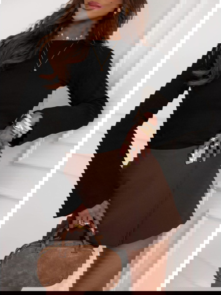 Czarna bluzka w prążek z... 2