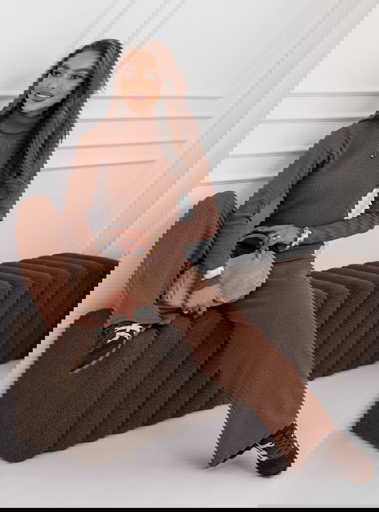 Komplet bluzka z golfem i szerokie...