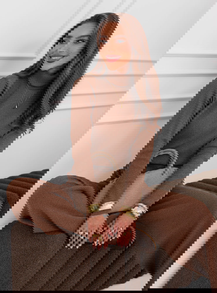 Komplet bluzka z golfem i szerokie...