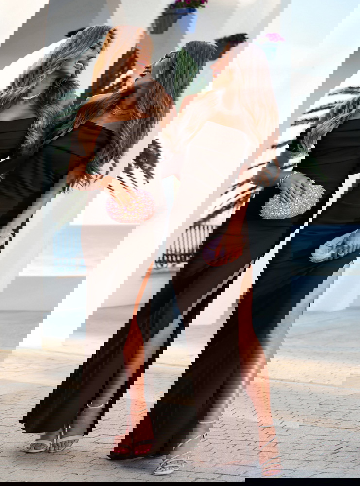 Czekoladowa dopasowana sukienka z...