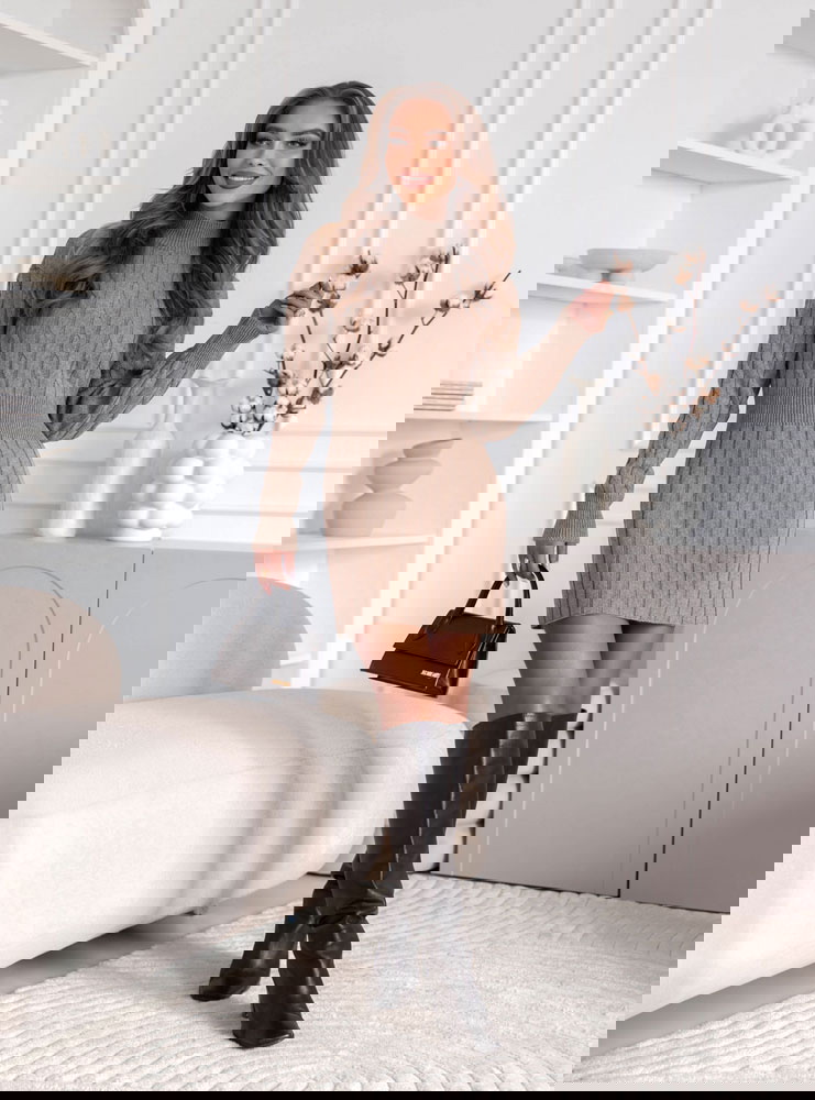 Czekoladowa sukienka swetrowa z...