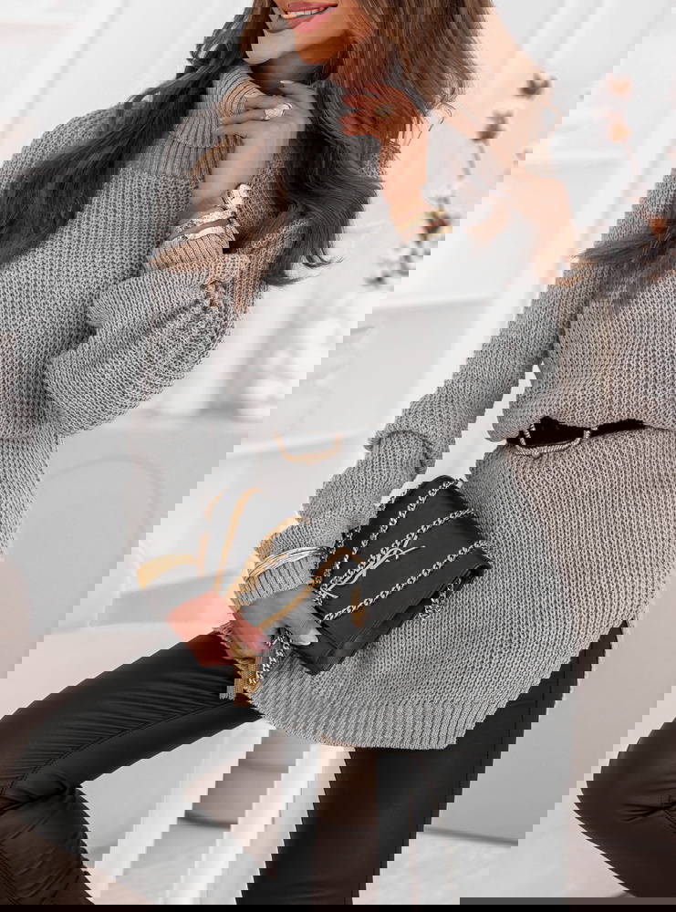 Szary sweter z golfem Ethylinna