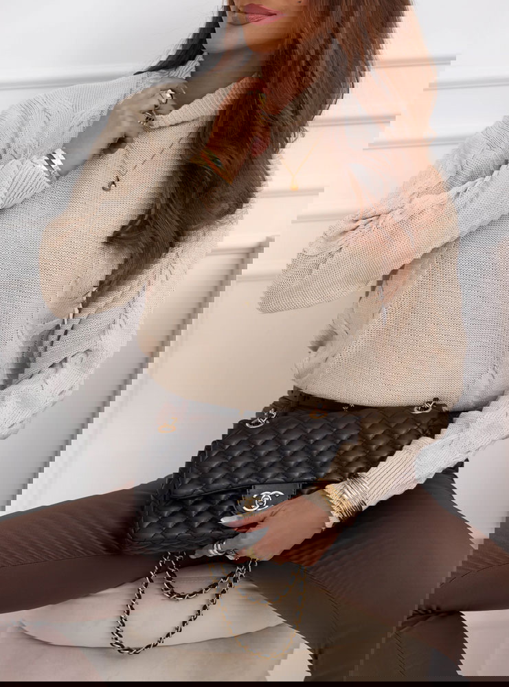 Beżowy sweter z półgolfem Chirine