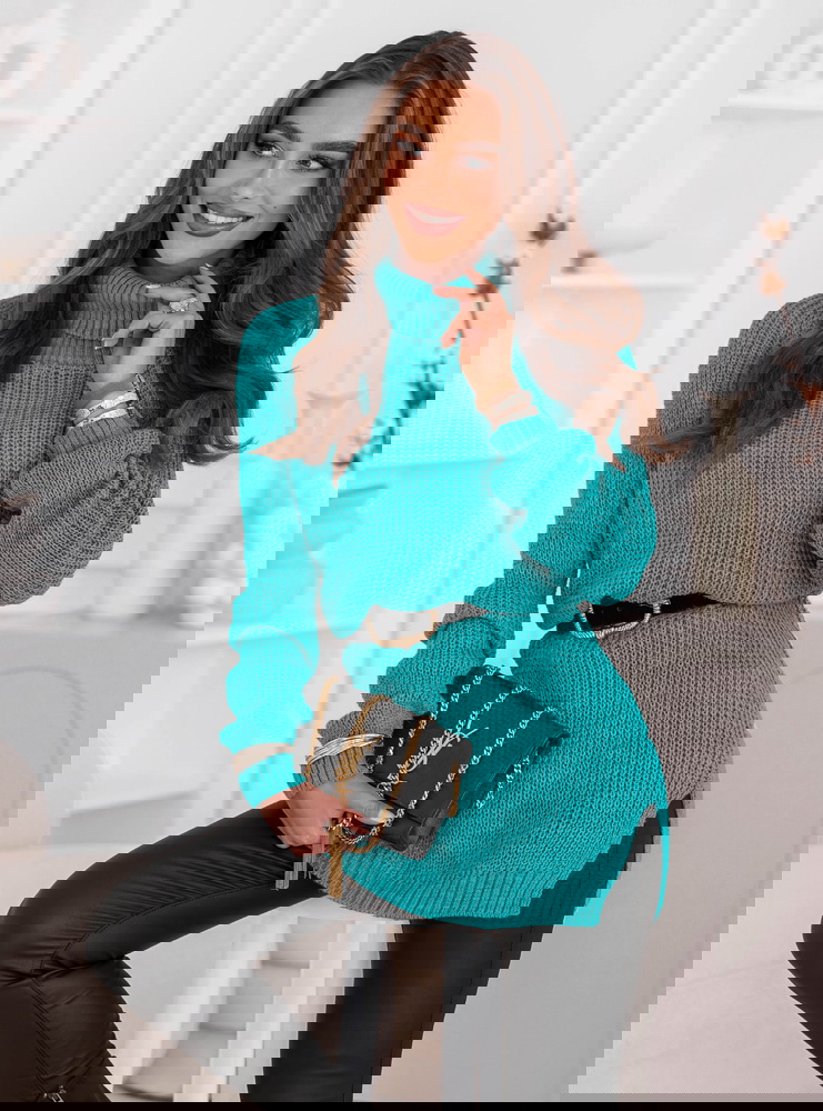 Turkusowy sweter z golfem Ethylinna