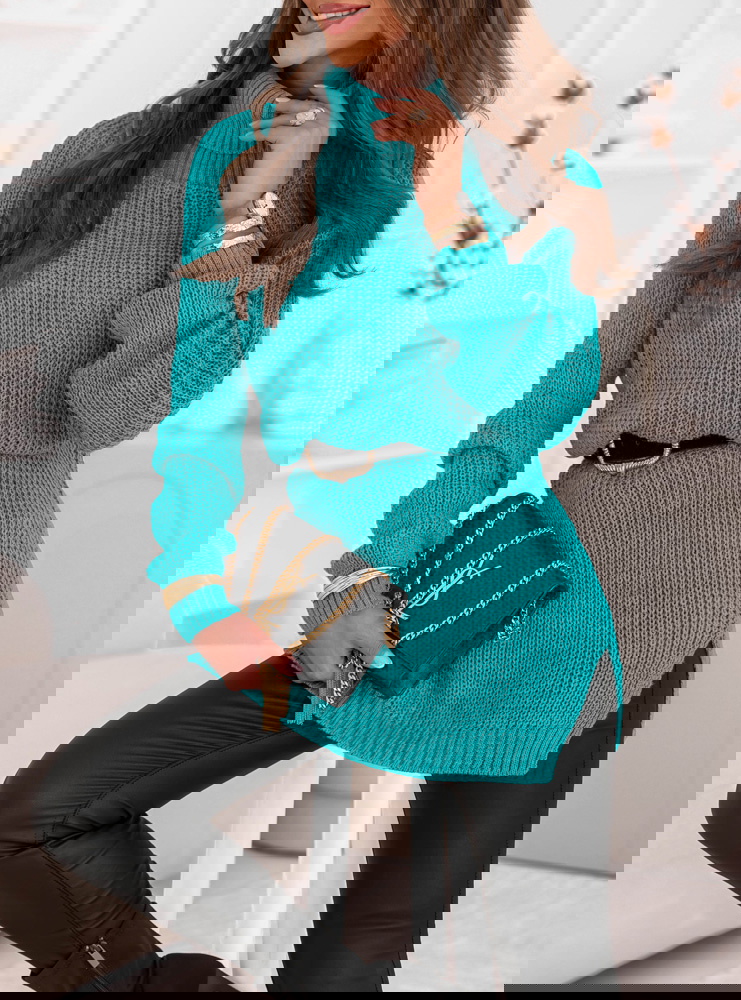 Turkusowy sweter z golfem Ethylinna