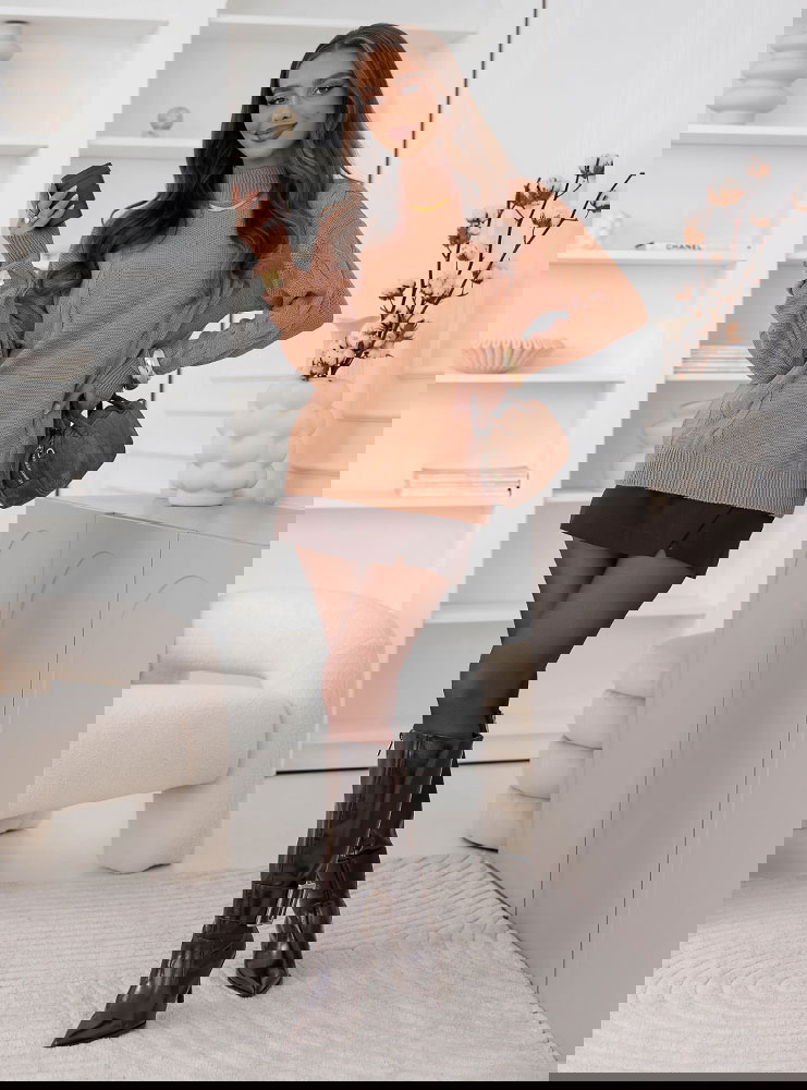 Sweter z półgolfem Chirine - mocha...