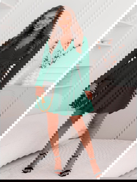 Sukienka z przekładanym...