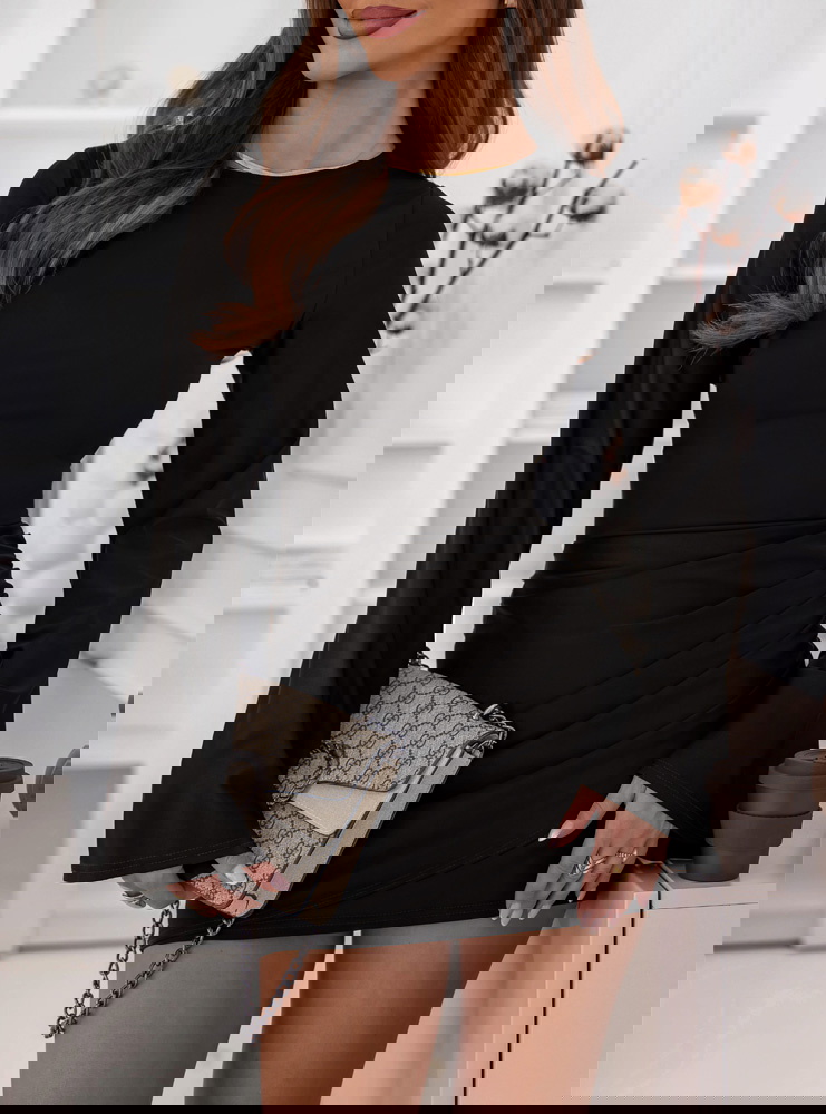 Czarna dopasowana sukienka mini Ellouise