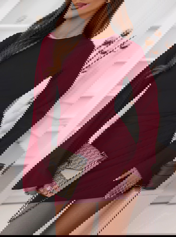 Bordowa dopasowana sukienka mini...