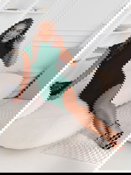 Dopasowana sukienka z...