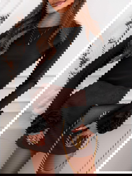 Czarna bluzka z ozdobnymi... 2