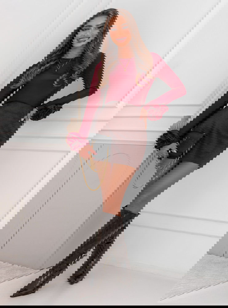 Bordowa bluzka z ozdobnymi różami Ilesha