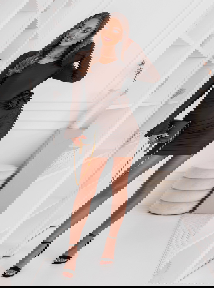 Czekoladowa dopasowana sukienka z...