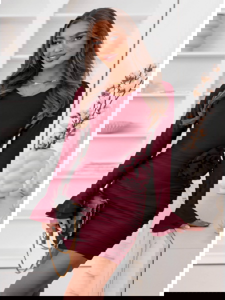 Bordowa dopasowana sukienka... 2