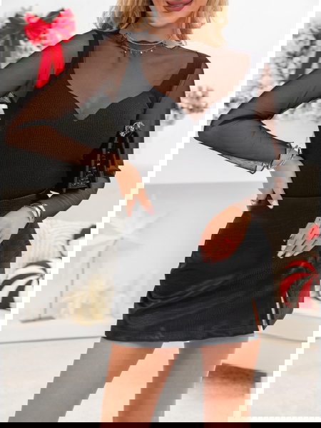 Czarna tiulowa bluzka z... 2