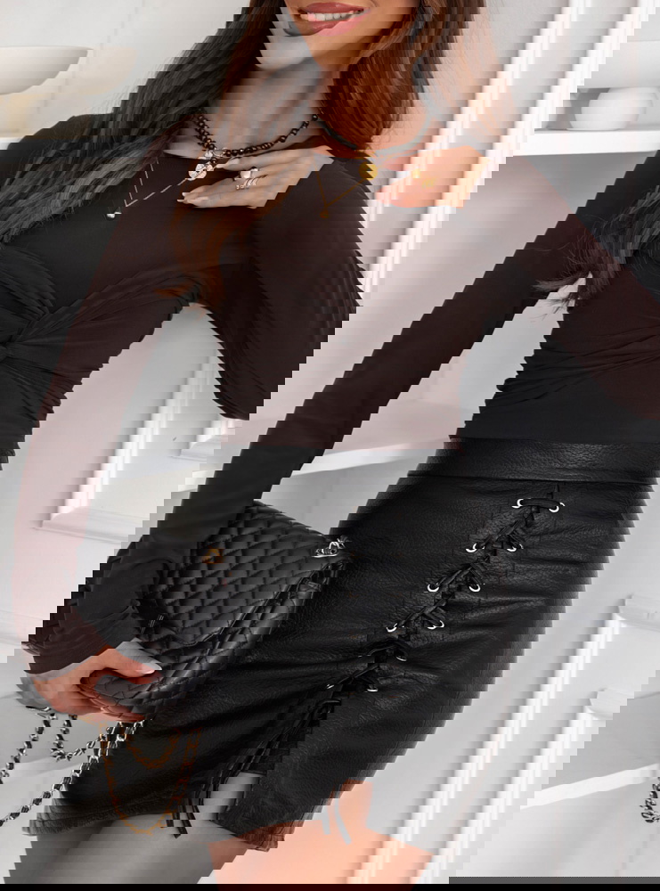 Czekoladowa dopasowana bluzka Barretta