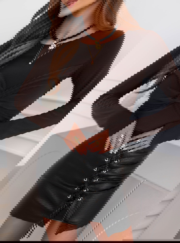 Czekoladowa dopasowana bluzka Barretta