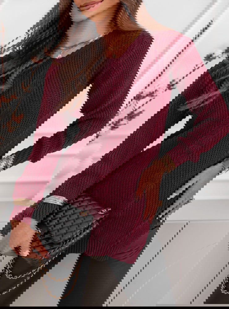 Bordowy sweter z ozdobnym splotem Mikkah