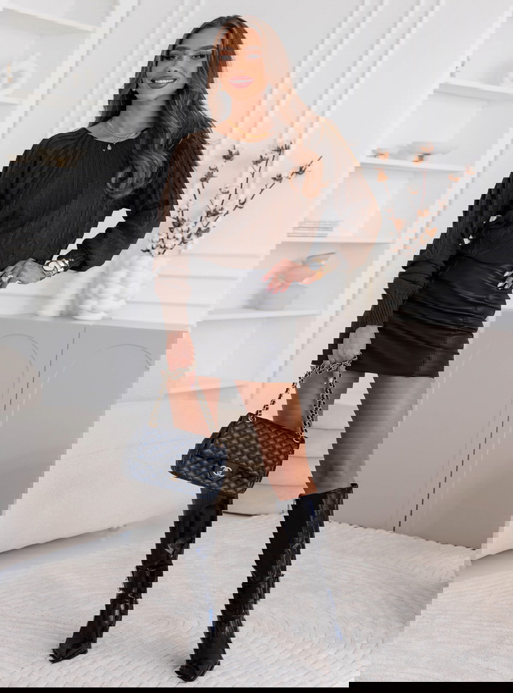 Czekoladowy sweter z warkoczowymi...